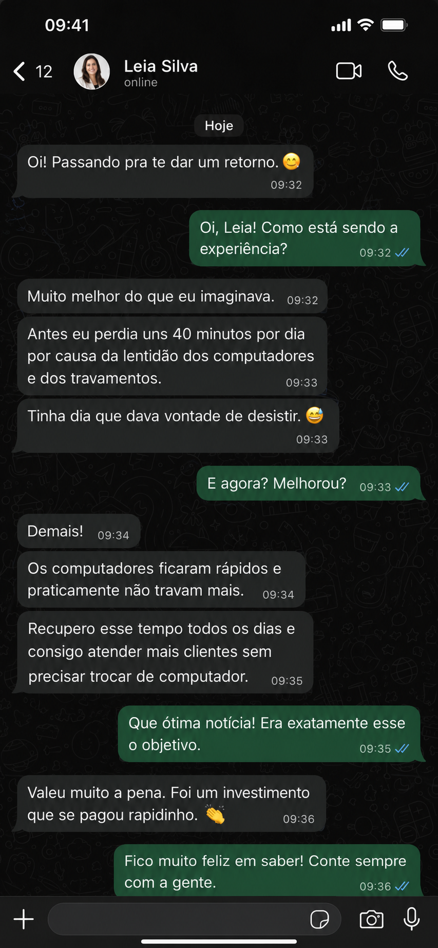 Conversa de WhatsApp com Leia Silva, contadora, contando que recuperou 40 minutos por dia após o START