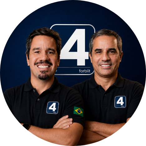 Arnaldo Paes de Andrade e José Homobono Junior, fundadores da 4biit